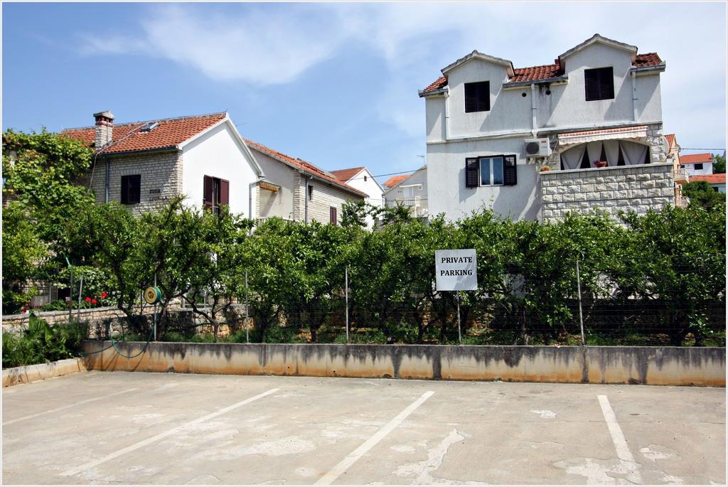 Villa Dinka Sutivan Dış mekan fotoğraf