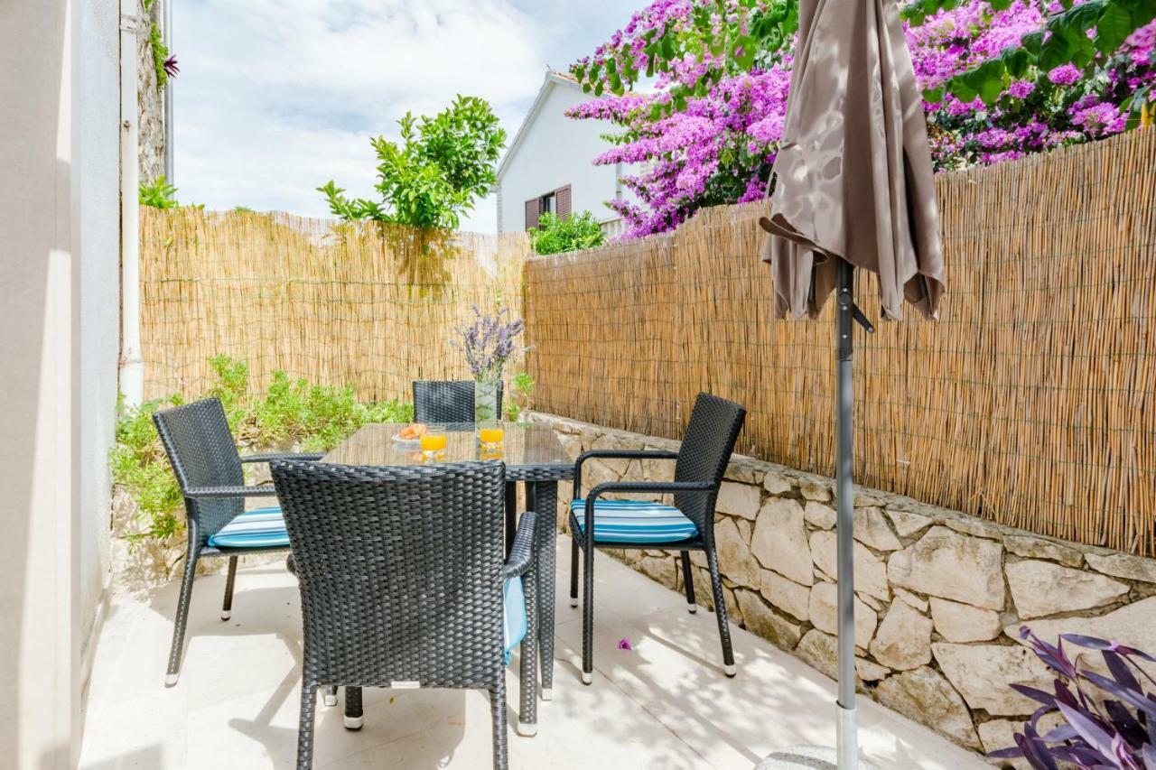 Villa Dinka Sutivan Dış mekan fotoğraf