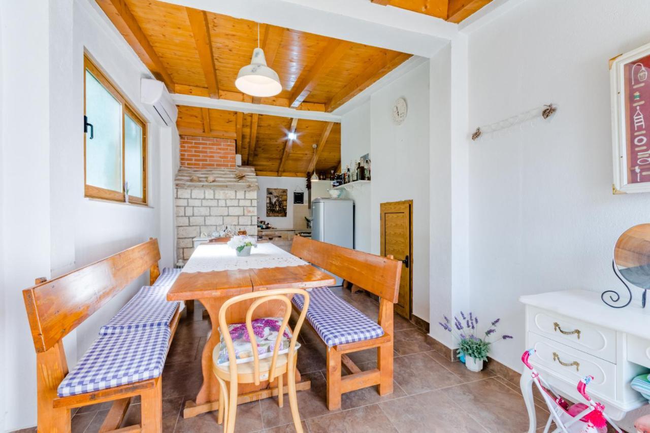 Villa Dinka Sutivan Dış mekan fotoğraf